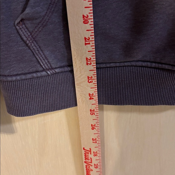 Carhartt Women’s light muted purple Hoodie. XS - Picture 3 of 7